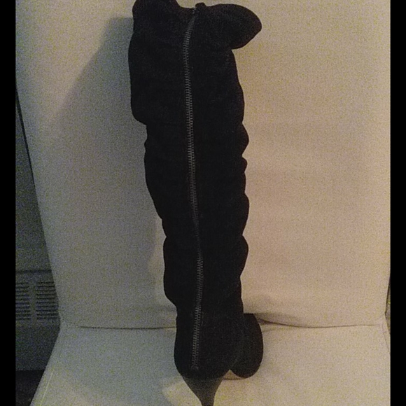 Nine West Boots - Picture 2 of 3